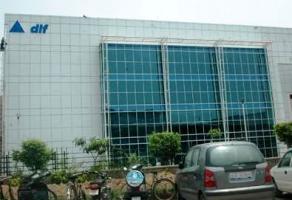 Deposit Rs 630 crore penalty, SC to DLF